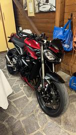 Triumph street triple 765 rs