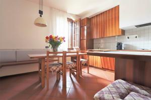 Villa di 327 m² con 5 locali e box auto doppio a C