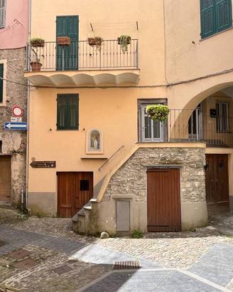 Appartamento di 170 m² con 5 locali a Pigna