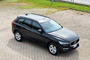 Volvo XC 60 2000 B4 Mild-Hybrid (Benzina) Essentia