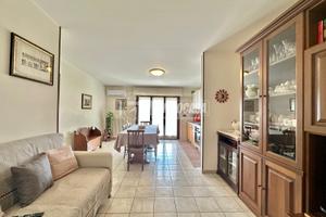 MONTESILVANO VIA ANTONIO PIERAMICO AD. ZE RIF. M49