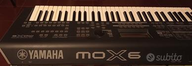 Workstation SintetizzatoreYamaha Mox6 con Borsa