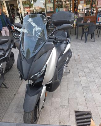Yamaha X-Max 400 2019 EUROSCOOTER esamino permuta 