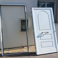 Portone in alluminio doppia serratura