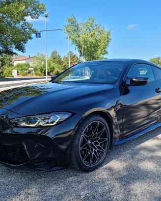 BMW M4  XDRIVE 