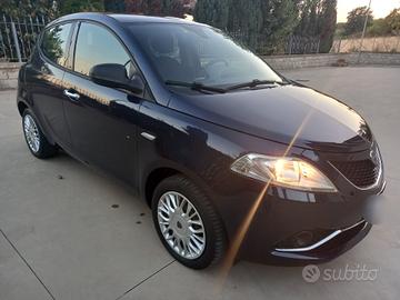 Lancia Ypsilon 1.2 69 CV