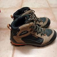 scarponcini trekking 