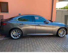 ALFA ROMEO Giulia (2016) - 2020