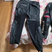 tuta  divisibile moto dainese taglia 52 in pelle 