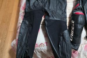 tuta  divisibile moto dainese taglia 52 in pelle 