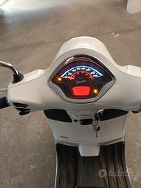 Vespa GTS 300