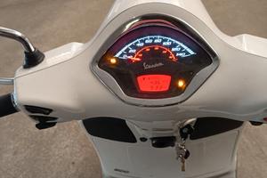 Vespa GTS 300