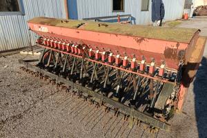 seminatrice marca Carraro mod. A200- 2,80m