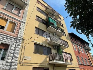 3 LOCALI A TRIESTE