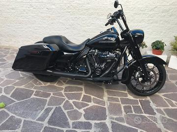 Harley devidson road king special 114