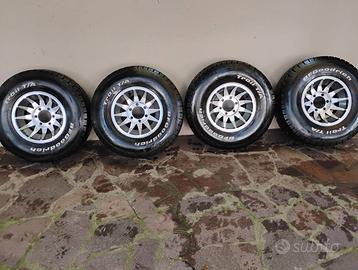 4 cerchi BWA completi di gomme BF Goodrich