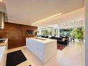 villa-di-413-m²-con-piu-di-5-locali-e-box-auto-dop