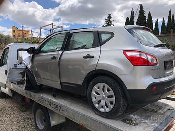 Ricambi usati nissan qashqai 1.5 tdci 2011