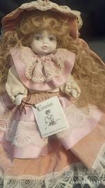 Bambola di porcellana