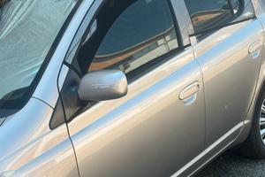 Toyota Yaris 2003
