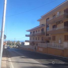 Attico libero vista mare