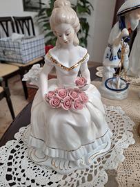 statuetta porcellana 