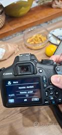 Macchina fotografica Canon Eos 1300D