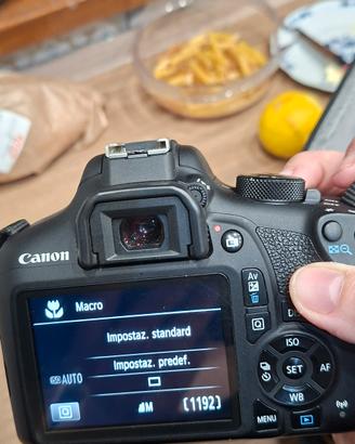 Macchina fotografica Canon Eos 1300D