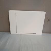 MacBook Air M3 , 15 pollici 