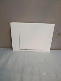 MacBook Air M3 , 15 pollici 