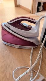 Ferro da stiro con caldaia Tefal Express Essential