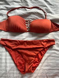 Costumi donna