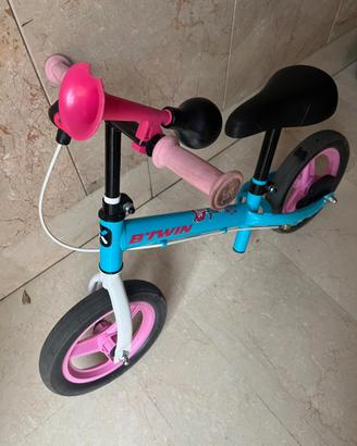 Bicicletta senza pedali BTWIN balance bike