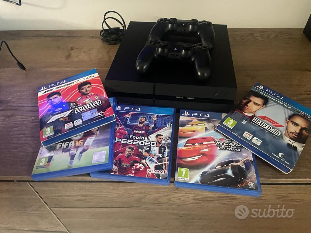 Ps4 + vari accessori - Console e Videogiochi In vendita a Roma