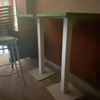 Tavoli con sgabelli - anche tavolo singolo