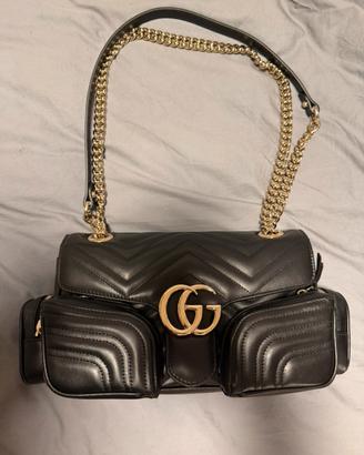 Gucci Marmont con tasche