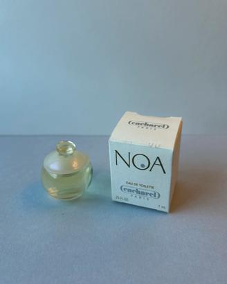 Noa by Carcharel