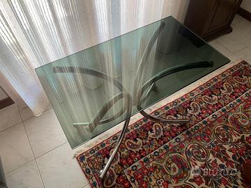 Tavolino in vetro