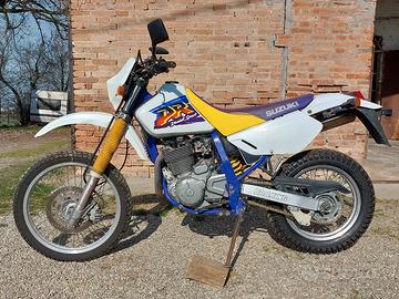 suzuki dr650se