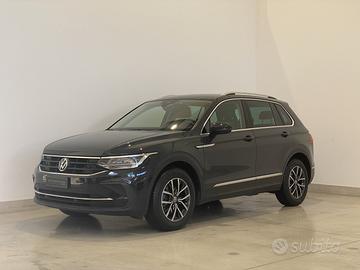 Volkswagen Tiguan 2.0 tdi scr 150cv life dsg