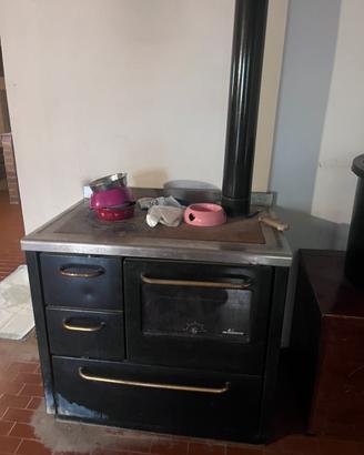 Cucina a legna e stufa DE MANINCOR
