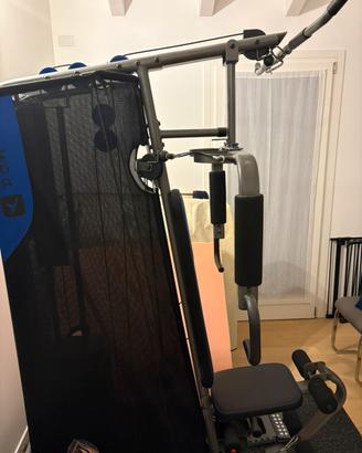 Lat machine palestra pesi
