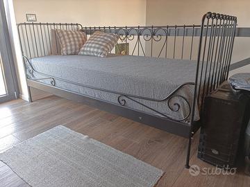 Letto daybed IKEA ferro battuto nero