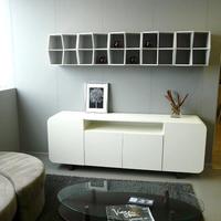 Credenza con librerie