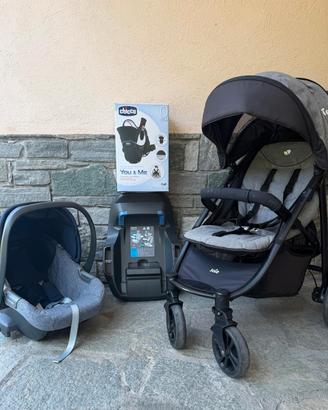 Passeggino, ovetto Inglesina con base e marsupio.