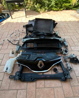 Ricambi renault scenic 4 serie solo quello in foto