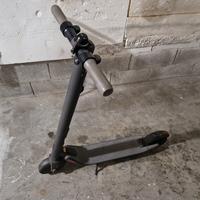 Nineboot By Segway ES2 Monopattino Elettrico