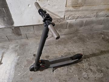 Nineboot By Segway ES2 Monopattino Elettrico