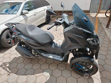 piaggio mp3 310 sport guida patente b