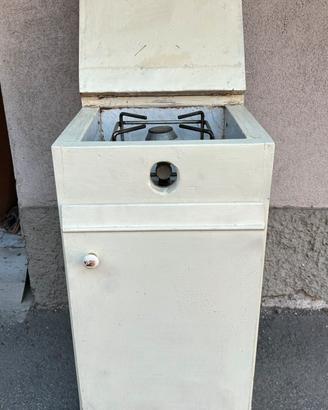 Mobiletto con fornello gas porta bombola